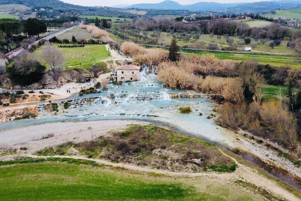 Appartamento A casa di Claudia Saturnia Esterno foto